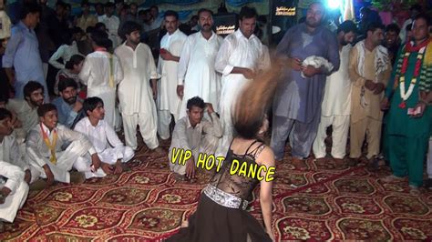 pakistani hot dance|Nanga Mujra in pakistani wedding